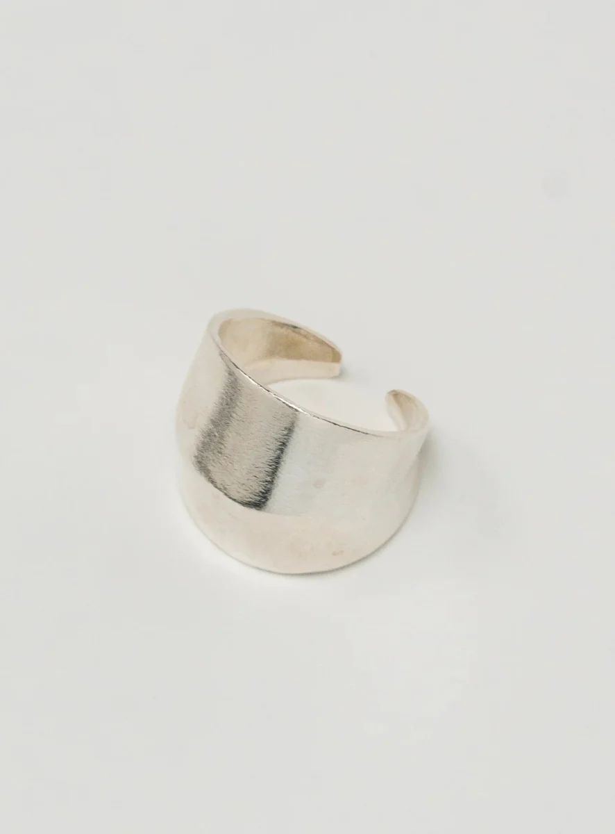 Par Ici Knuckle Ring - Gold or Silver (In-Store) - Image 16