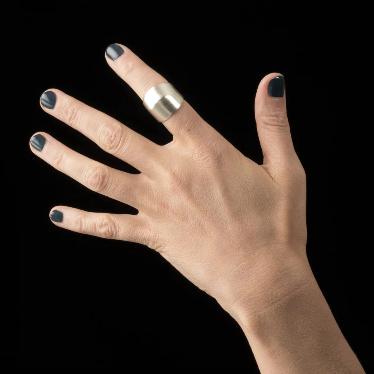Par Ici Knuckle Ring - Gold or Silver (In-Store) - Image 18