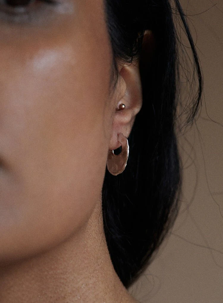 Par Ici Small Oval Earrings - Gold or Silver (In-Store) - Image 3