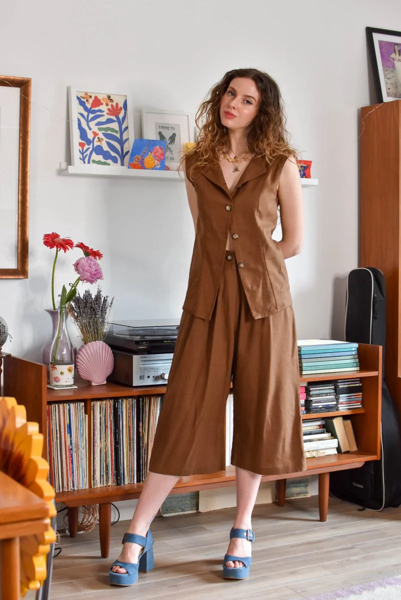 Rennie Bremy Shorts (Chestnut) - Image 3