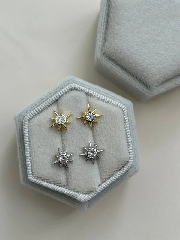 Second Aura North Star Sparkle Studs