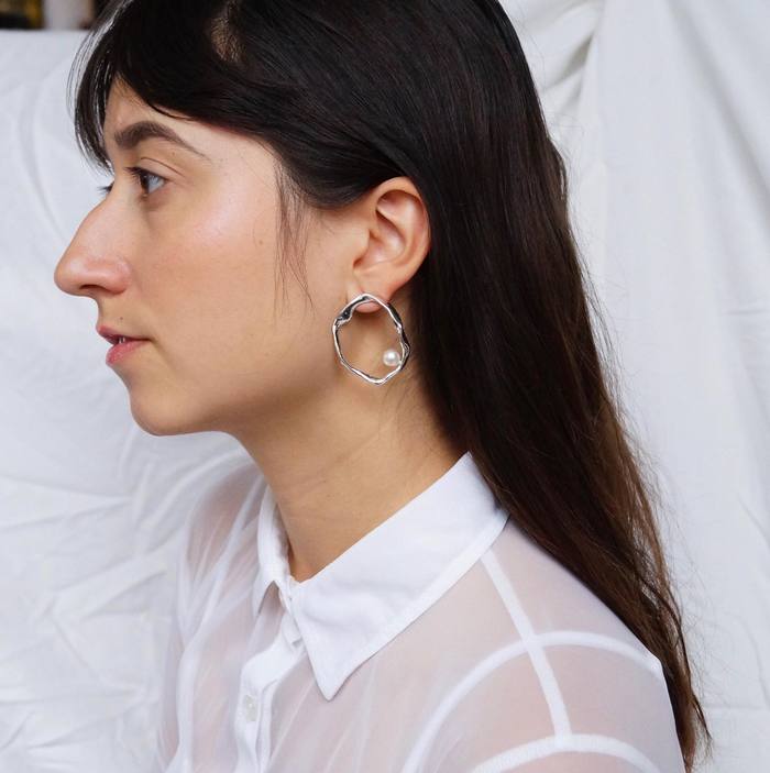 Sunday Feel Mother Earrings (Silver) - Image 5