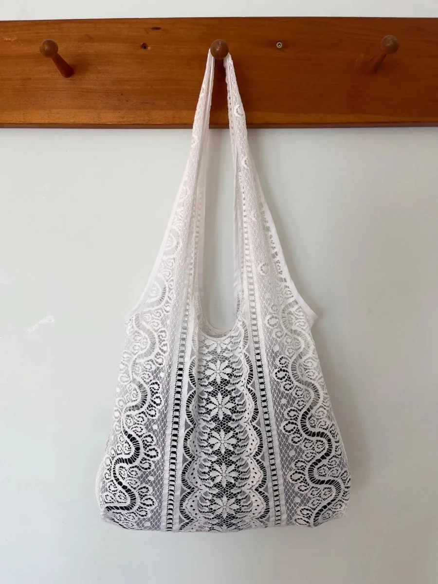 Sweet Juju Lace Tote (White Squiggle)