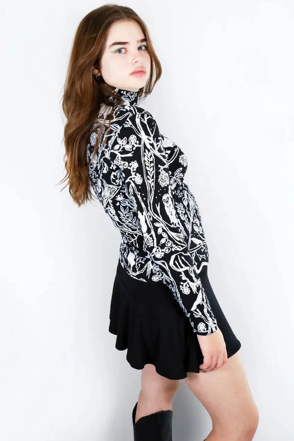 Thief & Bandit Turtleneck (Nightcrawler Black & White) - Image 4