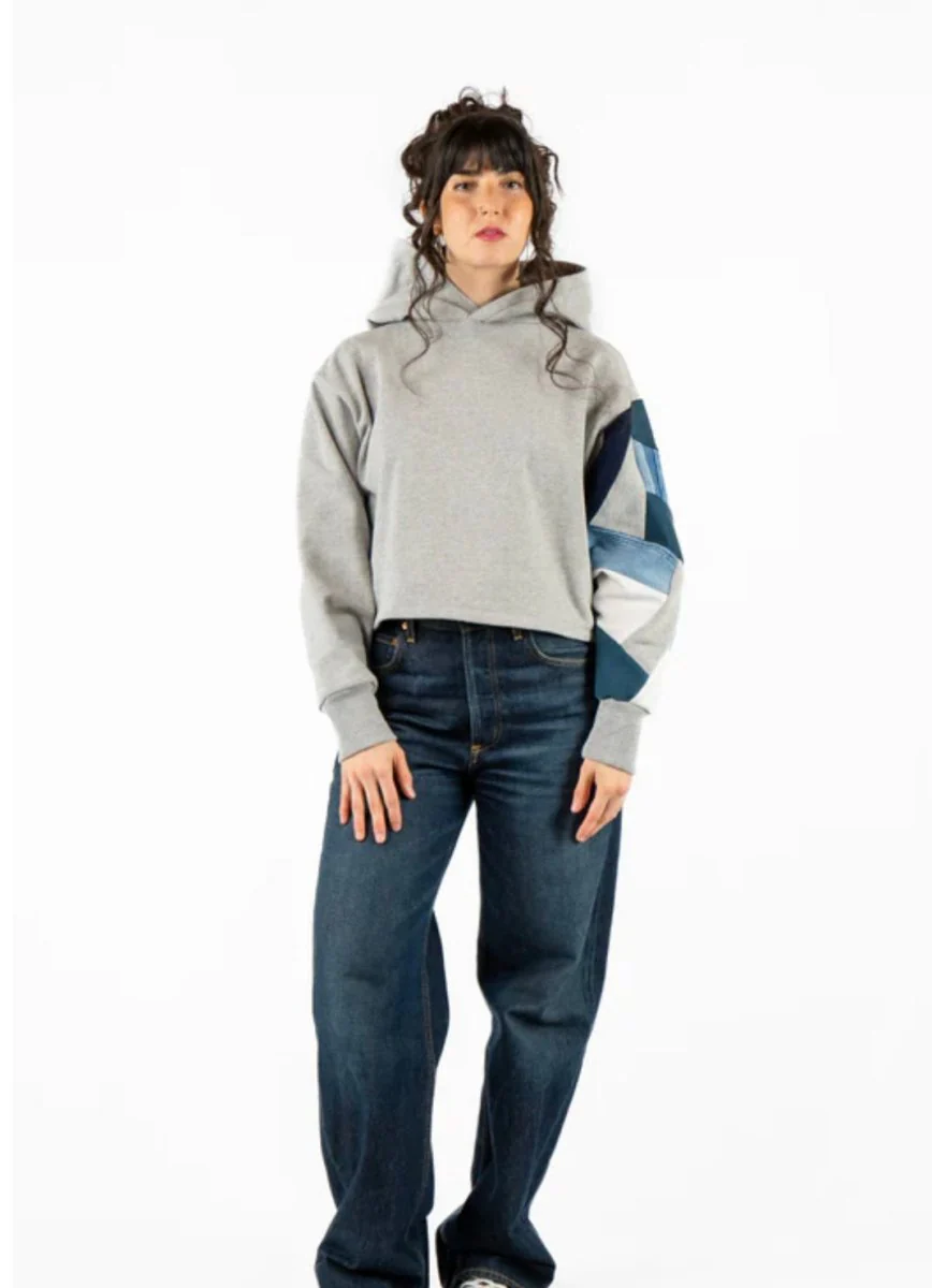 Uni Design Go-To Cropped Hoodie - Image 11
