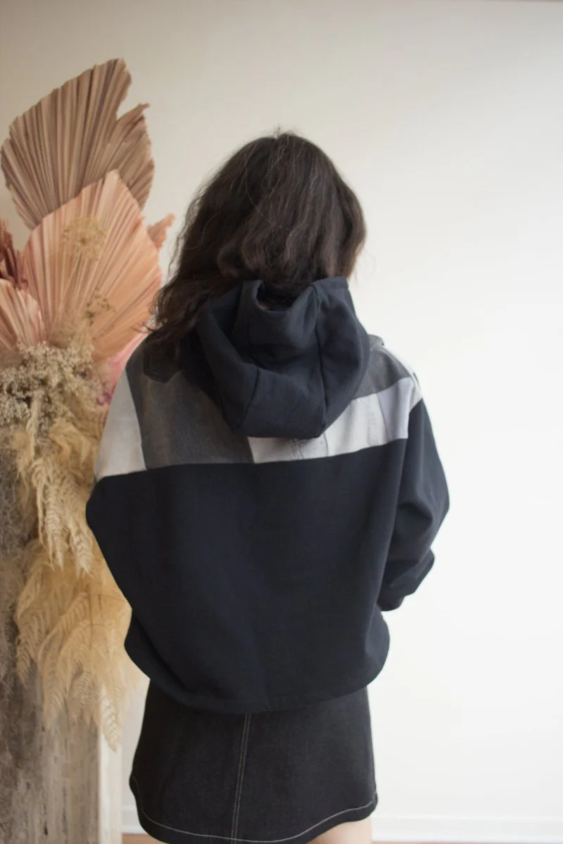 Uni Design Go-To Cropped Hoodie - Image 7