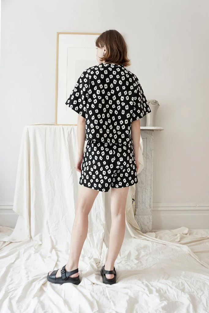 Ursa Minor Billy Tee (Noir) - Image 9