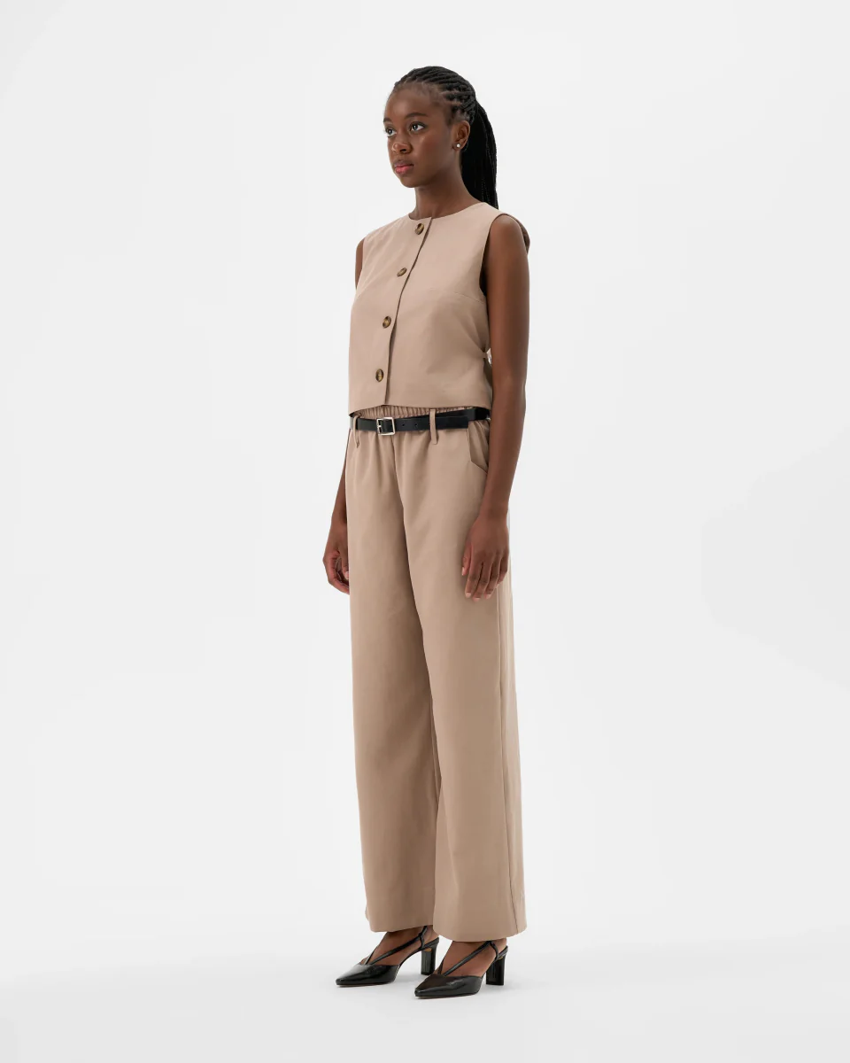 Valerie C. Sleeveless Jacket (Beige) - Image 10