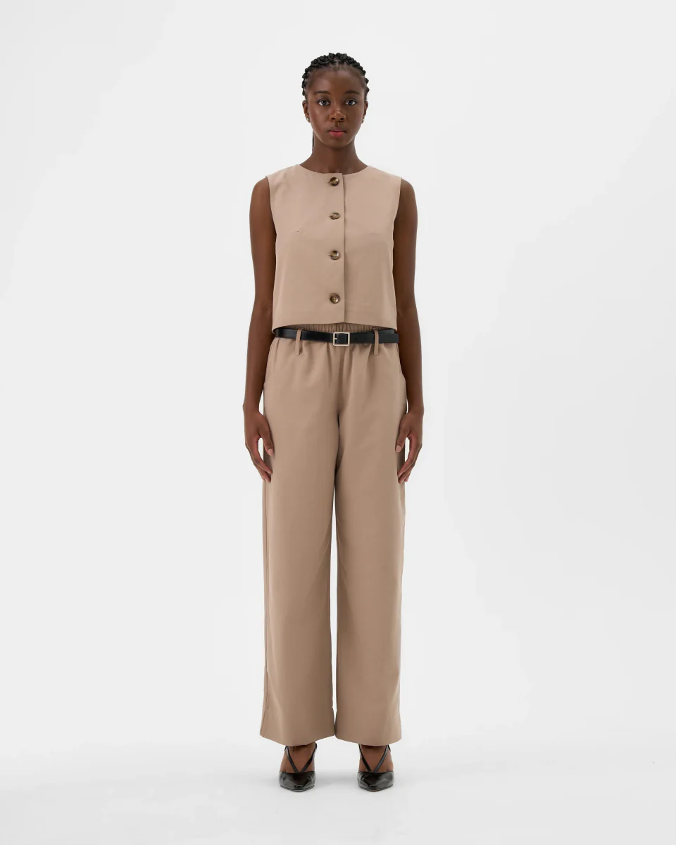 Valerie C. Sleeveless Jacket (Beige) - Image 11