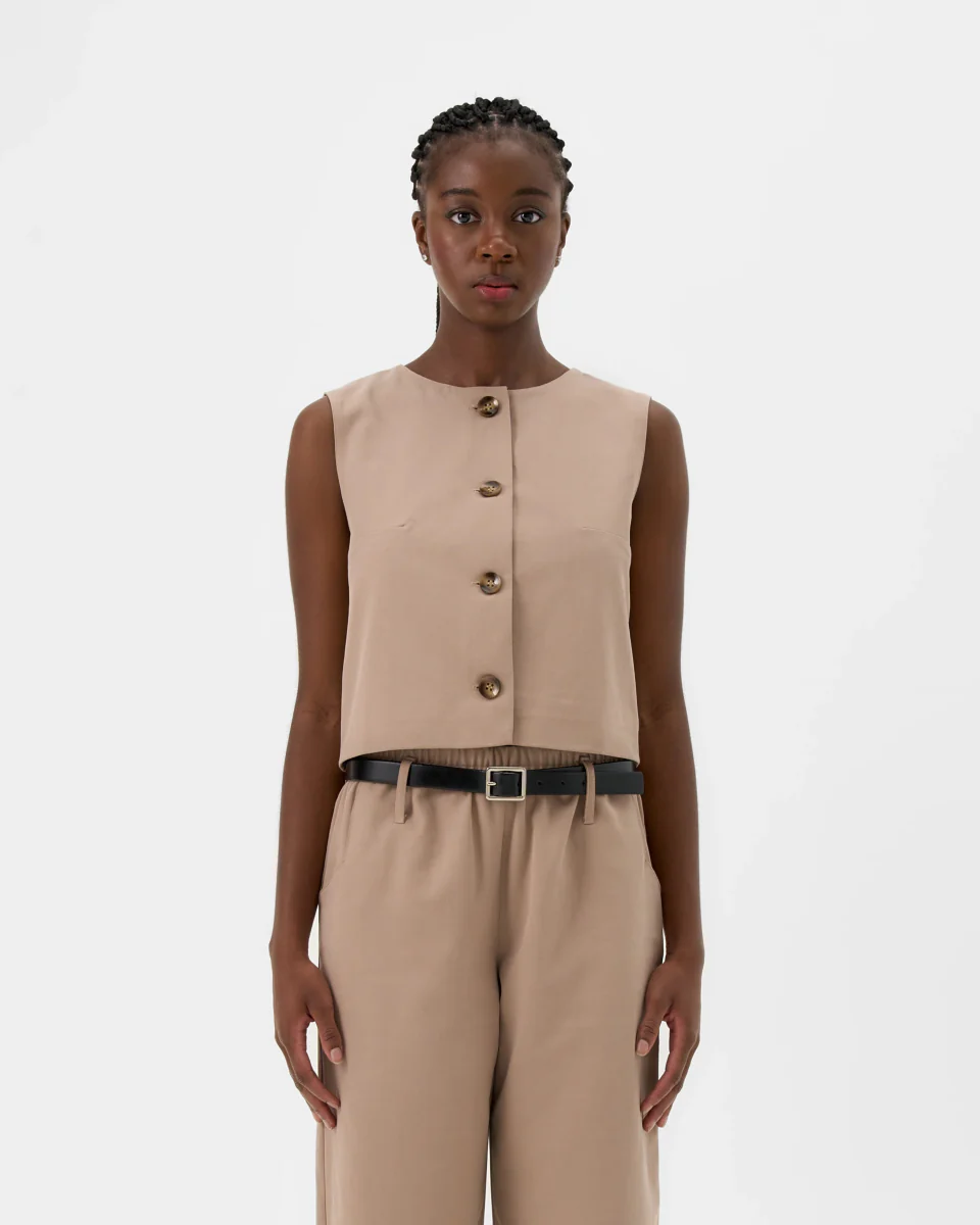 Valerie C. Sleeveless Jacket (Beige) - Image 7
