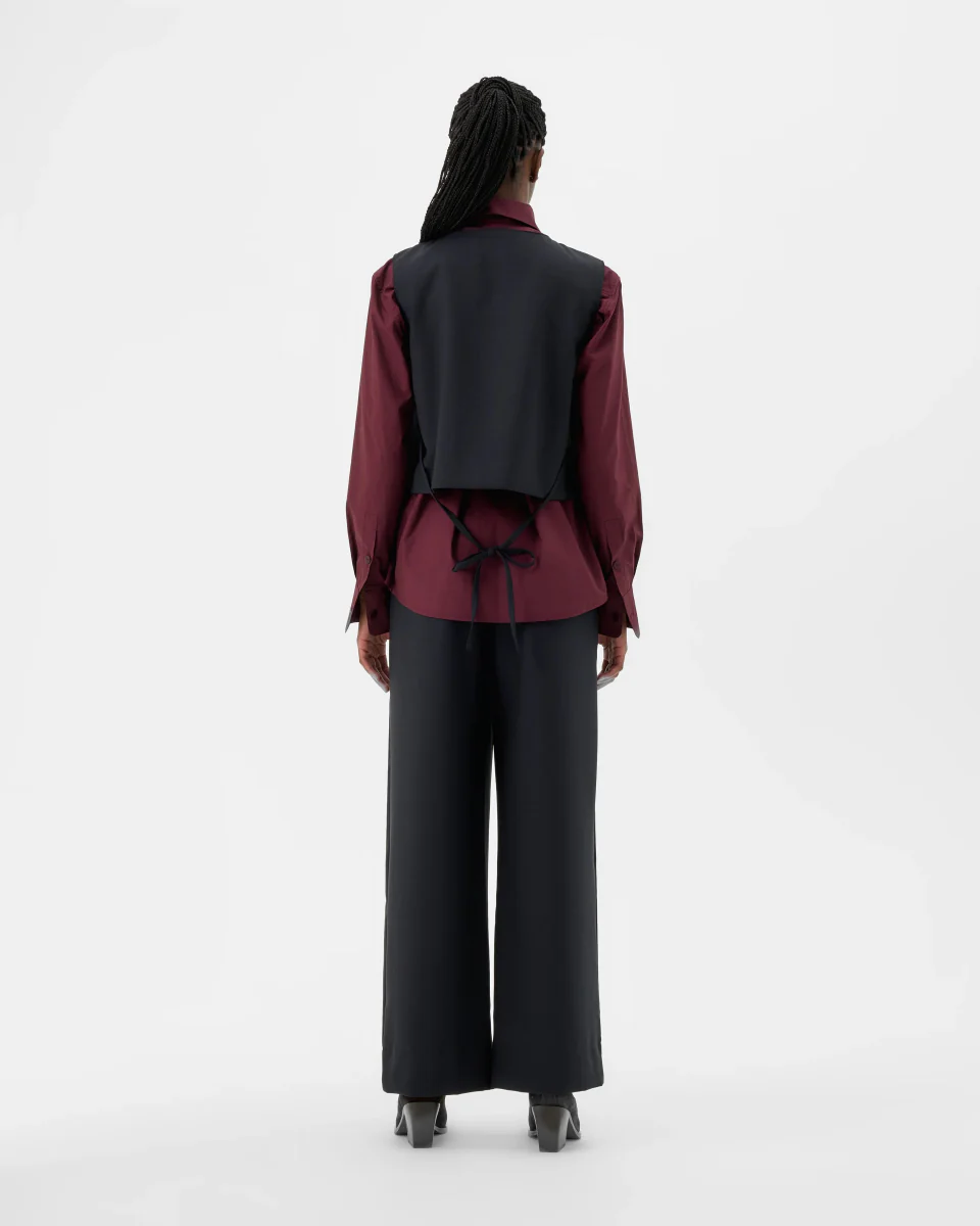 Valerie C. Sleeveless Jacket (Dark Navy) - Image 10