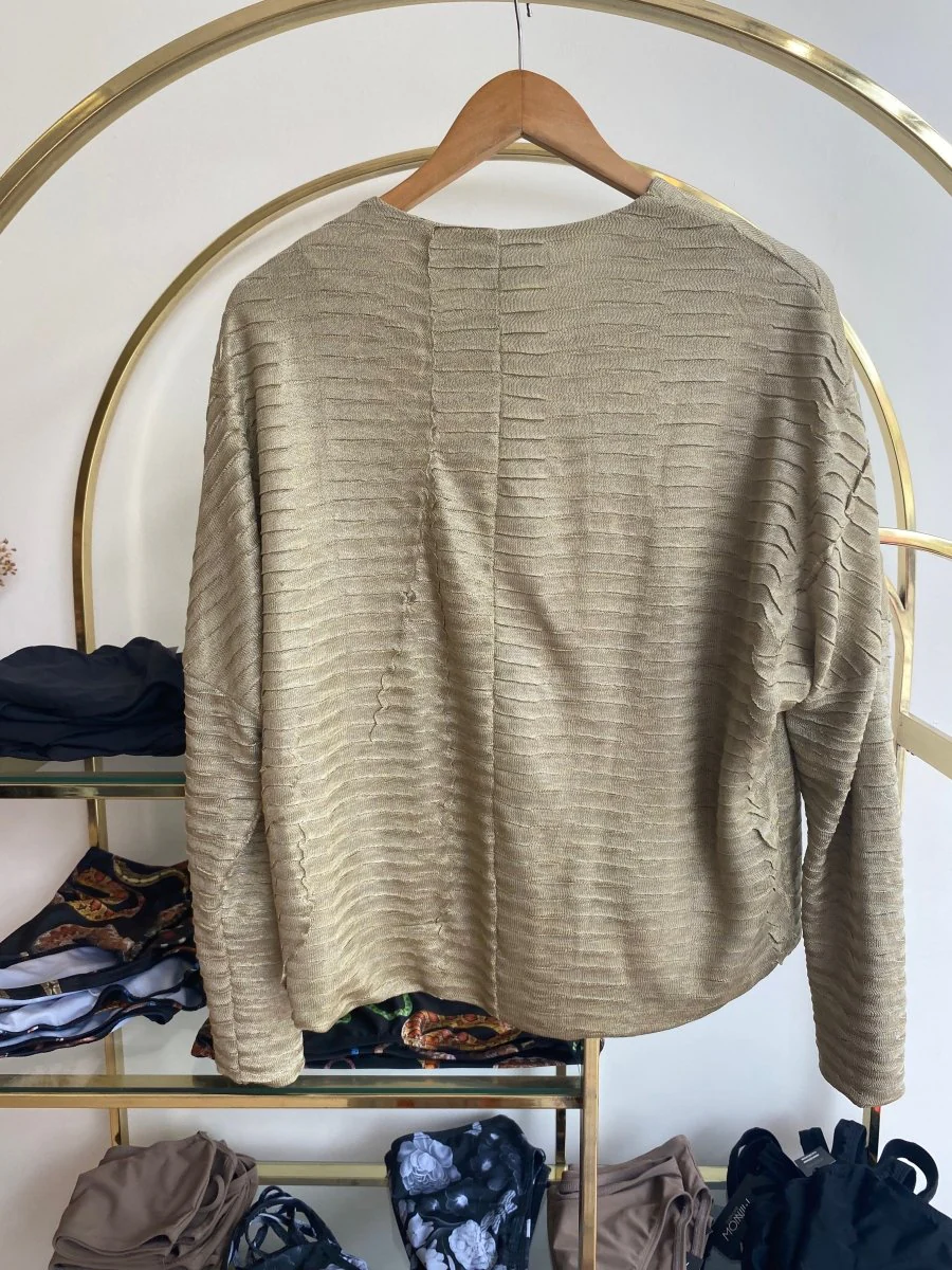 Valerie Dumaine Archive - Top (Gold or Brown Metalic) - Image 4