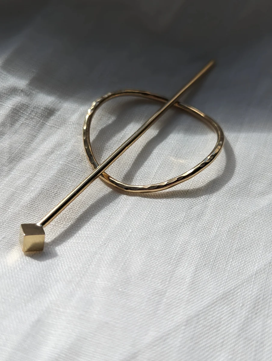 Vanderzee Circle Hairpin - Sphere Bauble (Brass) - Image 6