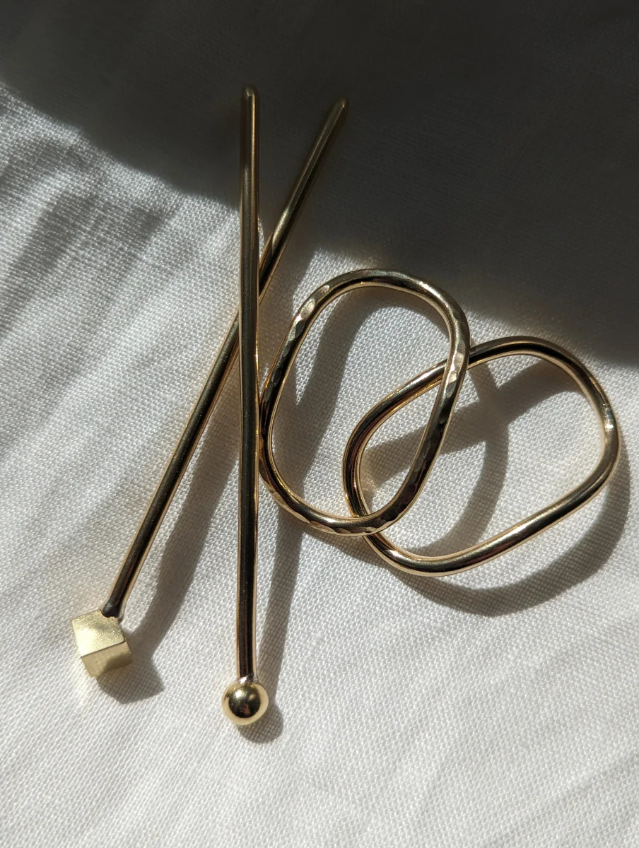 Vanderzee Mini Hairpin - Sphere Bauble (Smooth Brass) - Image 2