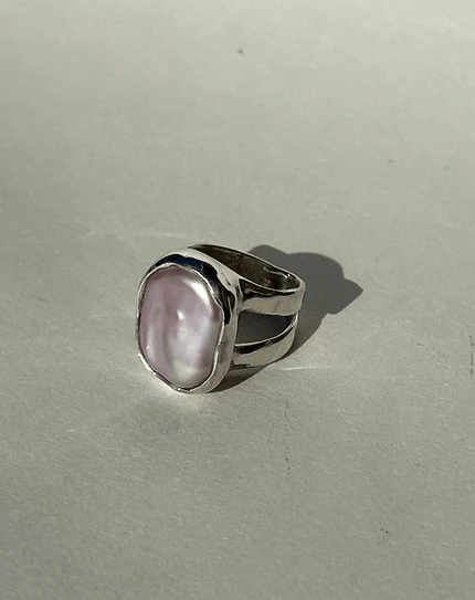 Wild Silver Pink Keshi Pearl Ring - Image 3