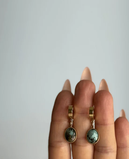 WILYMI Citadel Ruby Zoisite Oval Huggie Earrings - Image 6