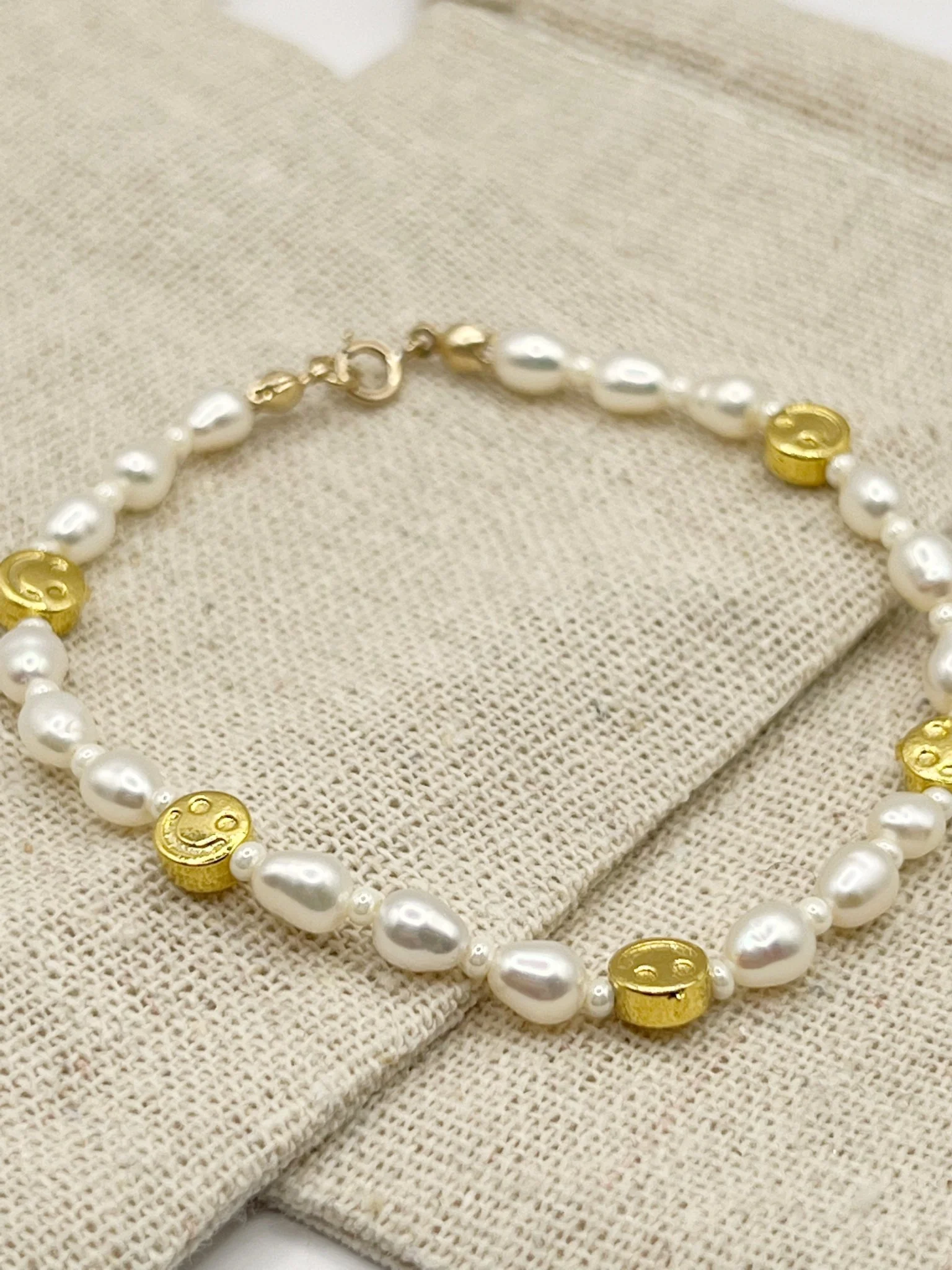 Zenny Jane Billie Bracelet (Pearly White) - Image 4